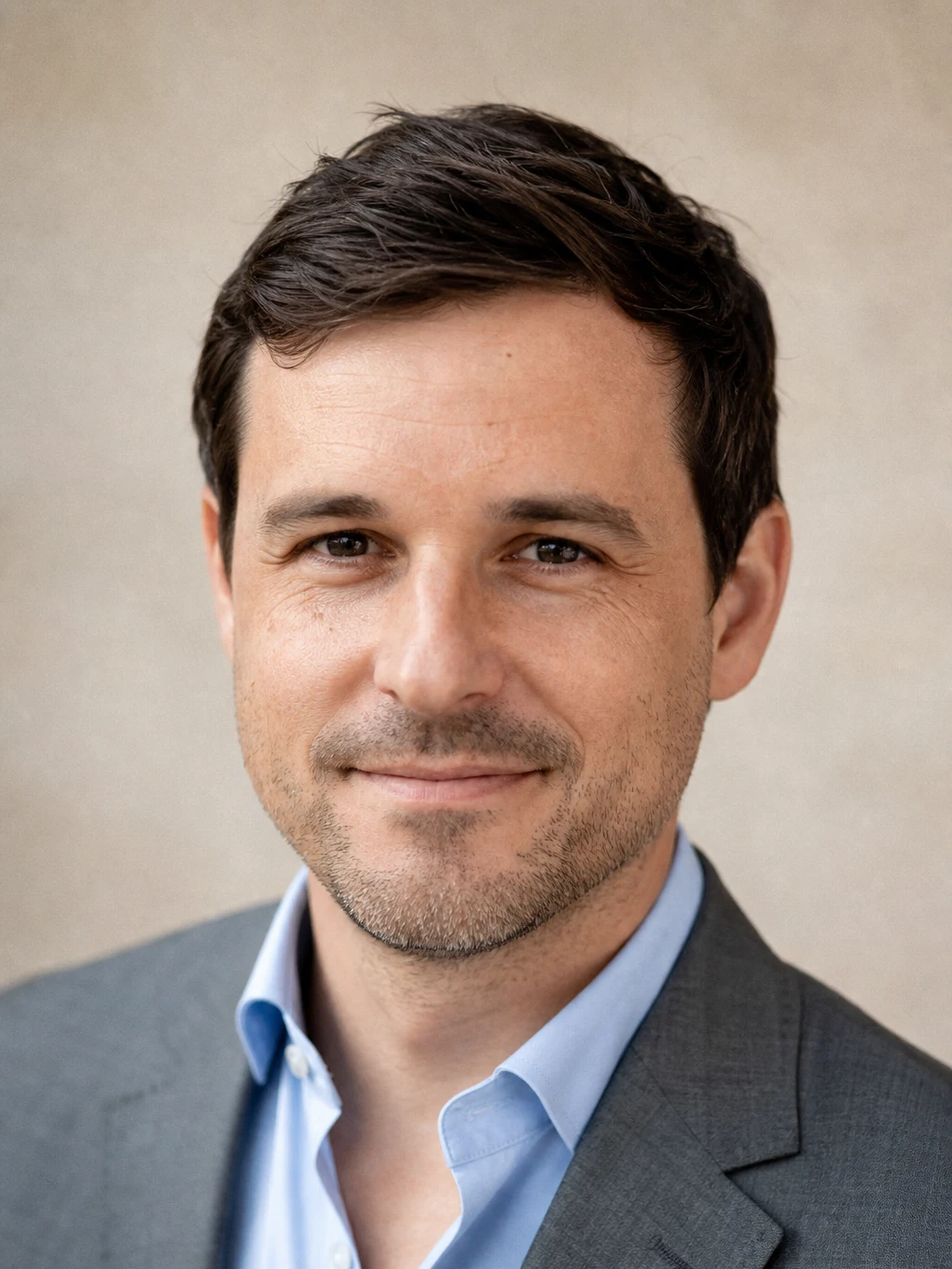 Portraitfoto Constantin Lauterfels, Gründer Lauterfels Immobilien Kaiserslautern
